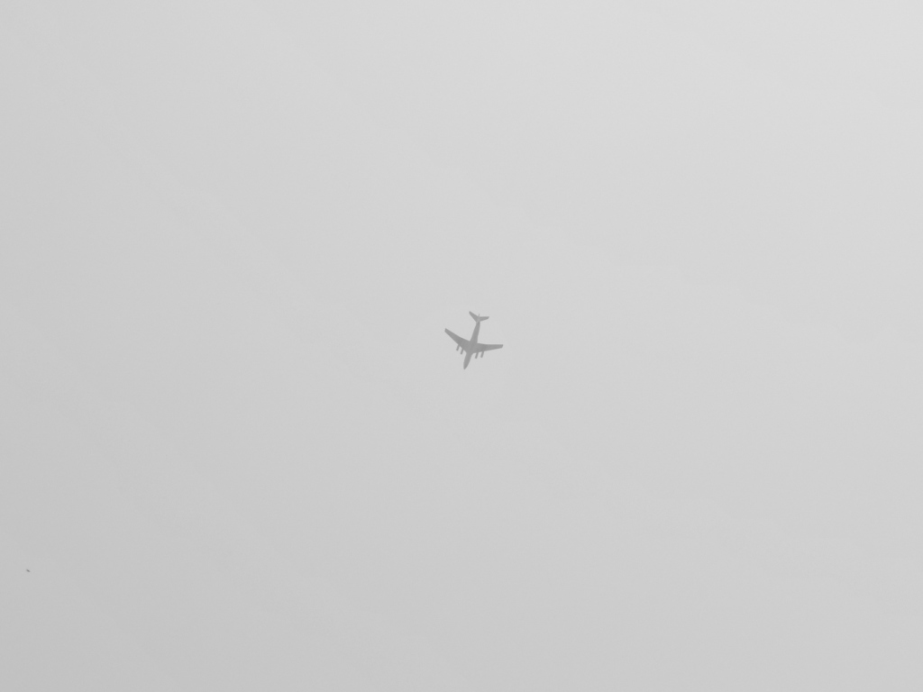 Airplane High In The Sky screenshot #1 1024x768