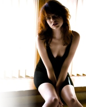 Screenshot №1 pro téma Emma Stone Black Dress 176x220