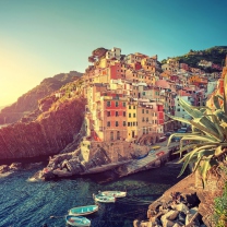 Riomaggiore Vacations wallpaper 208x208