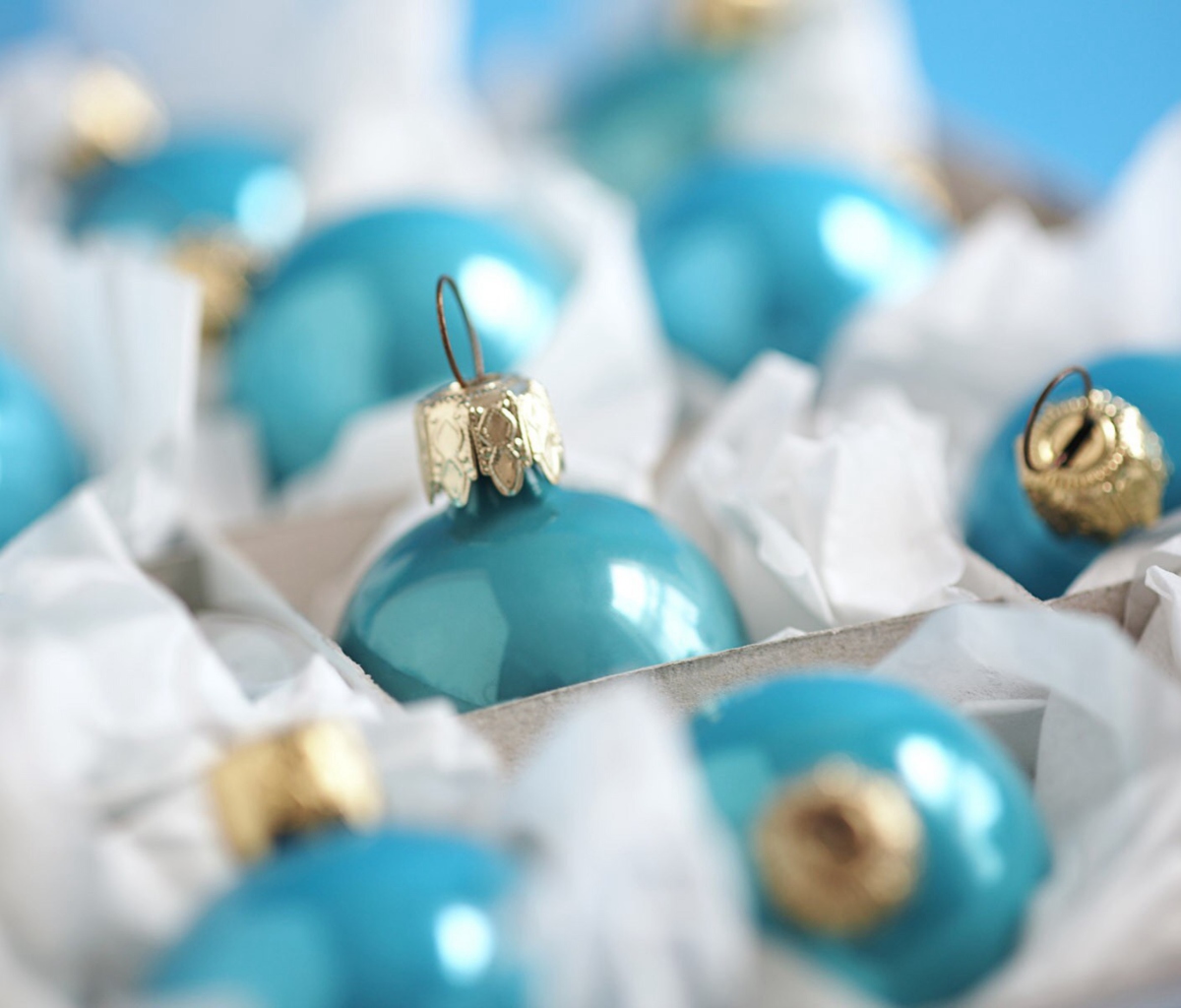 Sfondi Turquoise Christmas Tree Balls 1200x1024