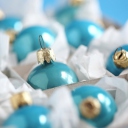 Turquoise Christmas Tree Balls screenshot #1 128x128