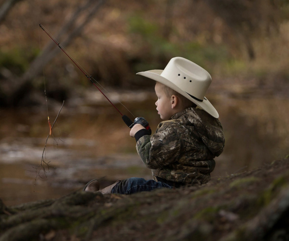 Das Fisherman Kid Wallpaper 960x800