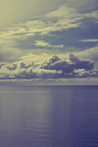 Обои Sea And Clouds 320x480