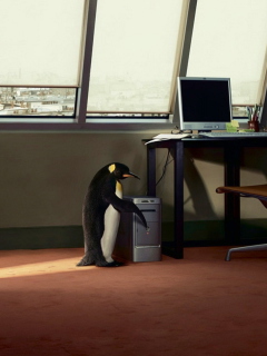 Das Penguin and Computer Wallpaper 240x320