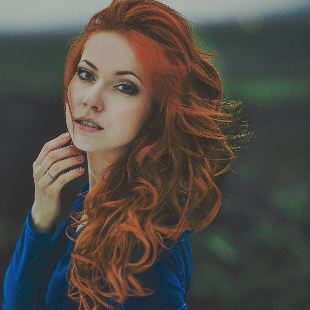 Beautiful Redhead Girl screenshot #1 1024x1024