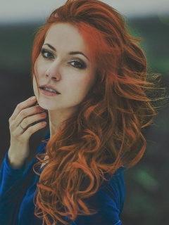 Обои Beautiful Redhead Girl 240x320