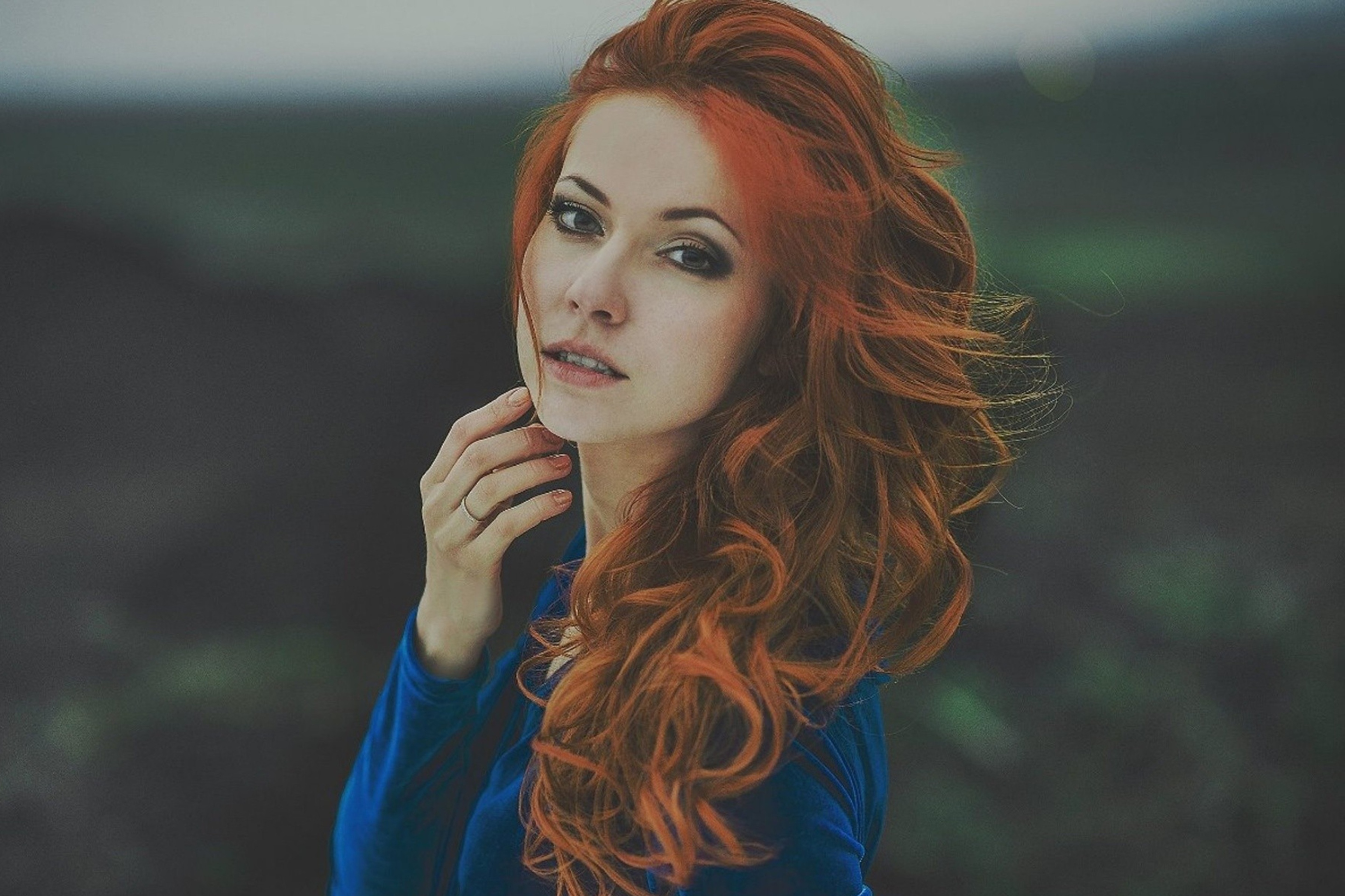 Das Beautiful Redhead Girl Wallpaper 2880x1920