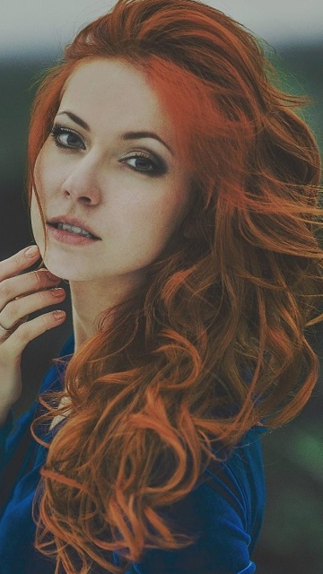 Beautiful Redhead Girl screenshot #1 360x640