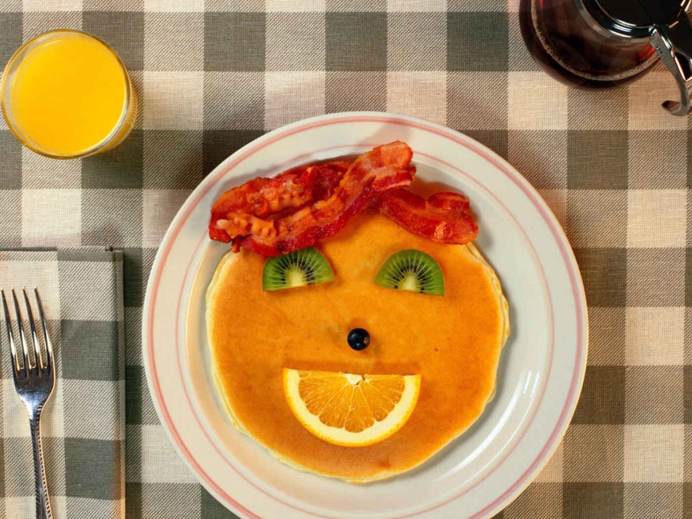 Обои Kids Breakfast 1400x1050