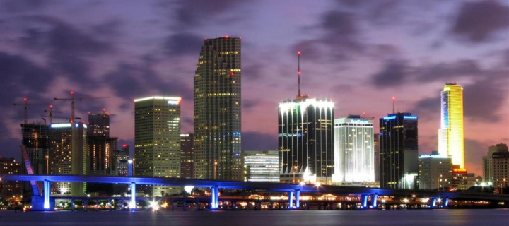 Miami Skyline Dusk wallpaper 720x320