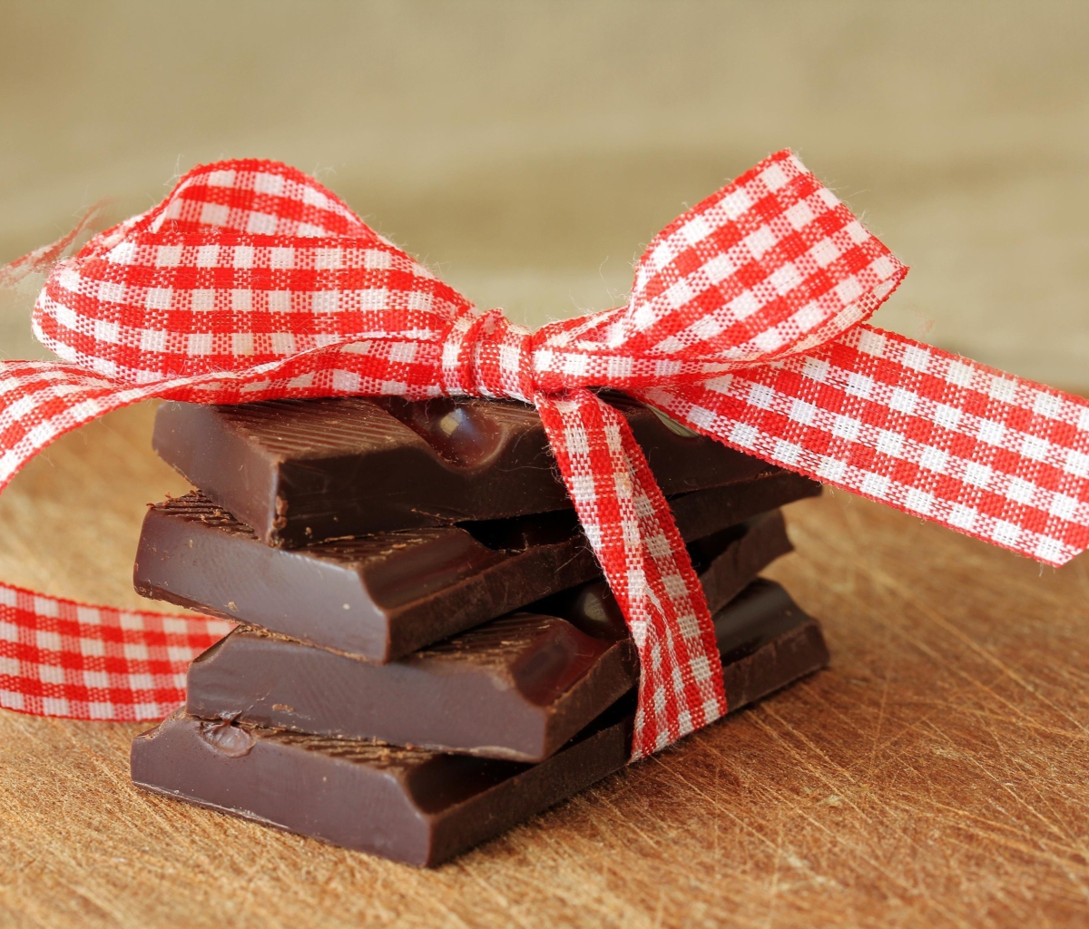 Chocolate And Red Bow wallpaper 1200x1024