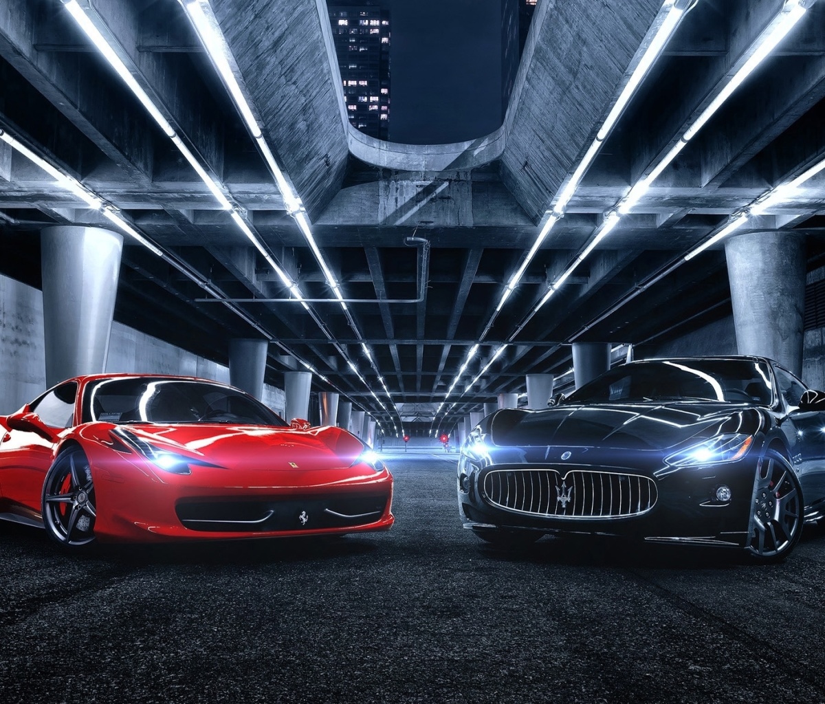 Обои Ferrari compare Maserati 1200x1024