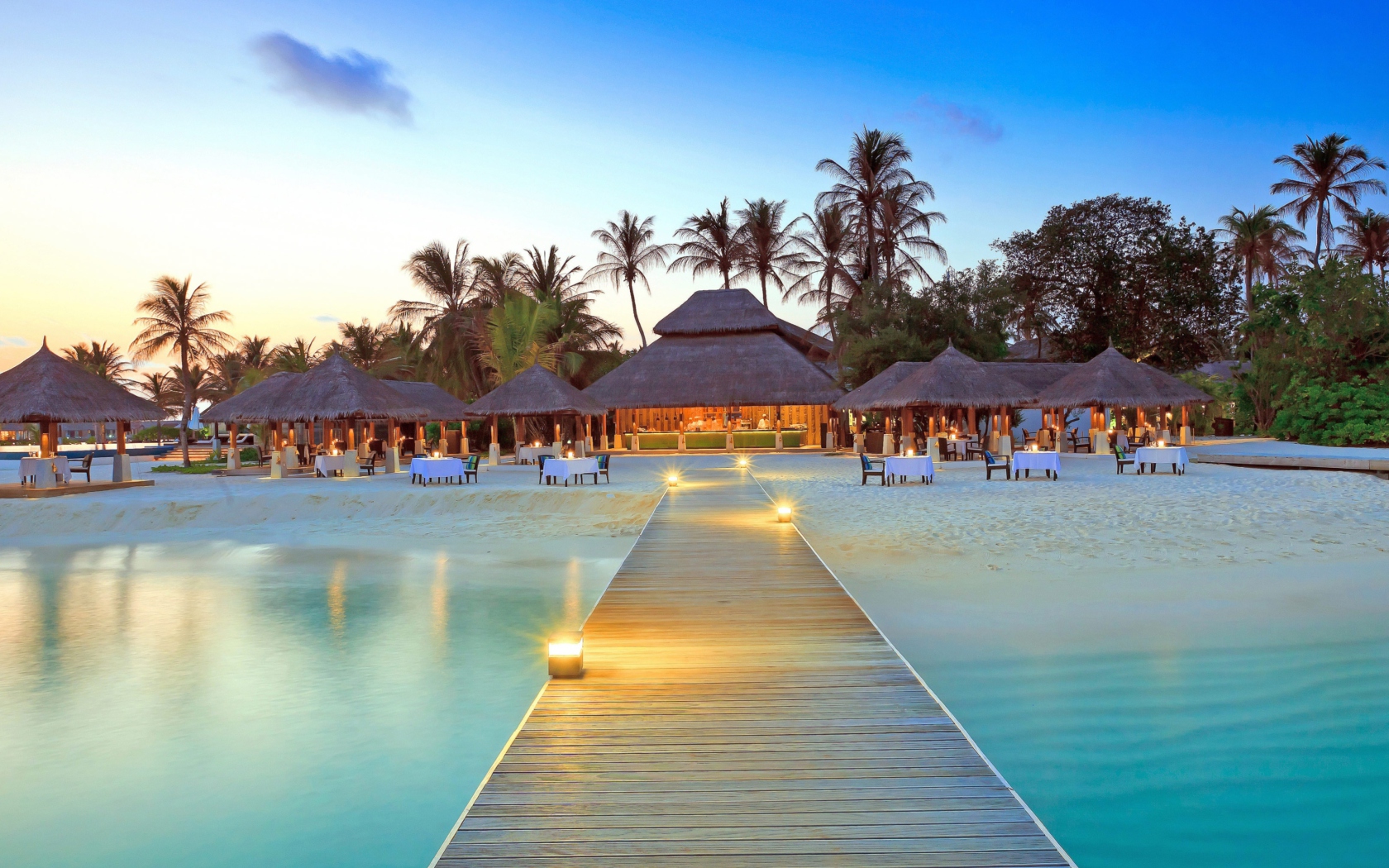 Fondo de pantalla Maldive Islands Resort 1680x1050