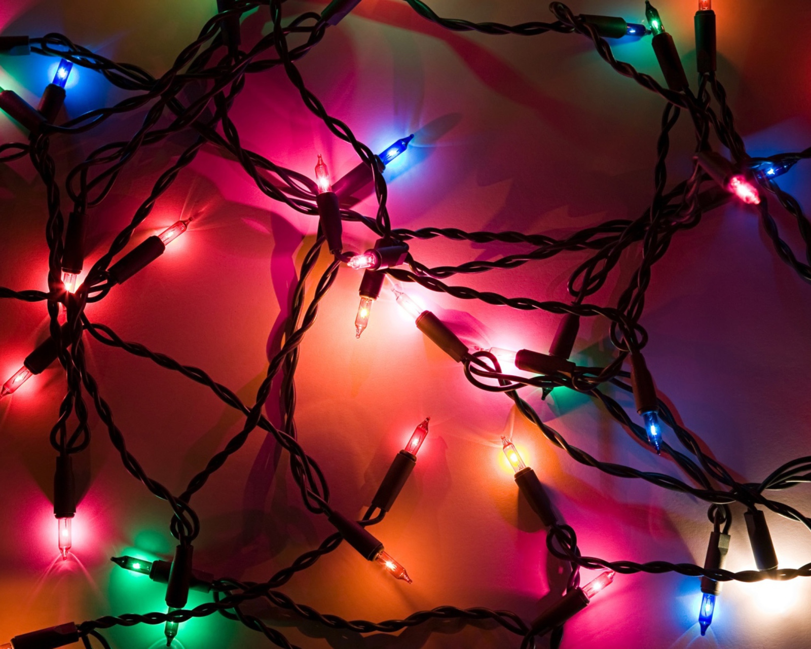 Das Holiday Lights Wallpaper 1600x1280