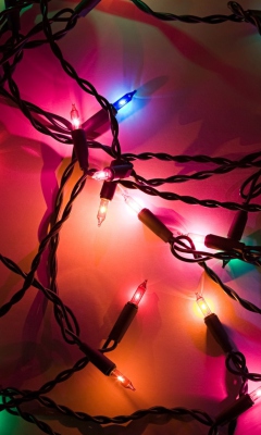 Das Holiday Lights Wallpaper 240x400