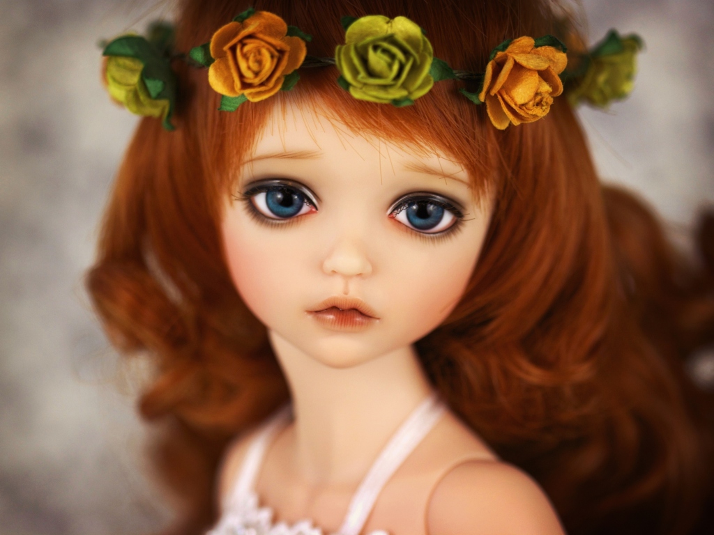 Das Redhead Doll With Flower Crown Wallpaper 1024x768