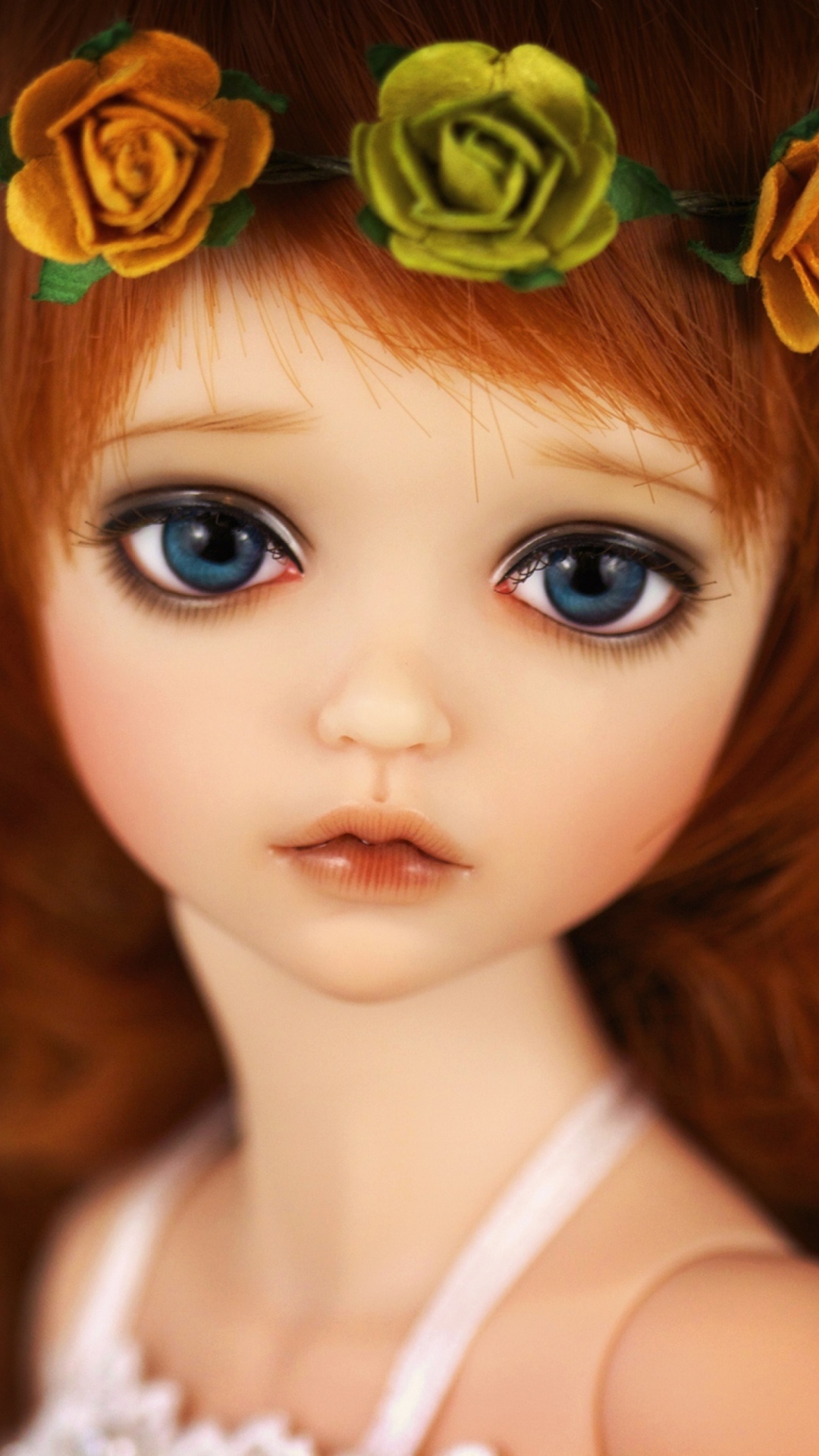 Screenshot №1 pro téma Redhead Doll With Flower Crown 1080x1920