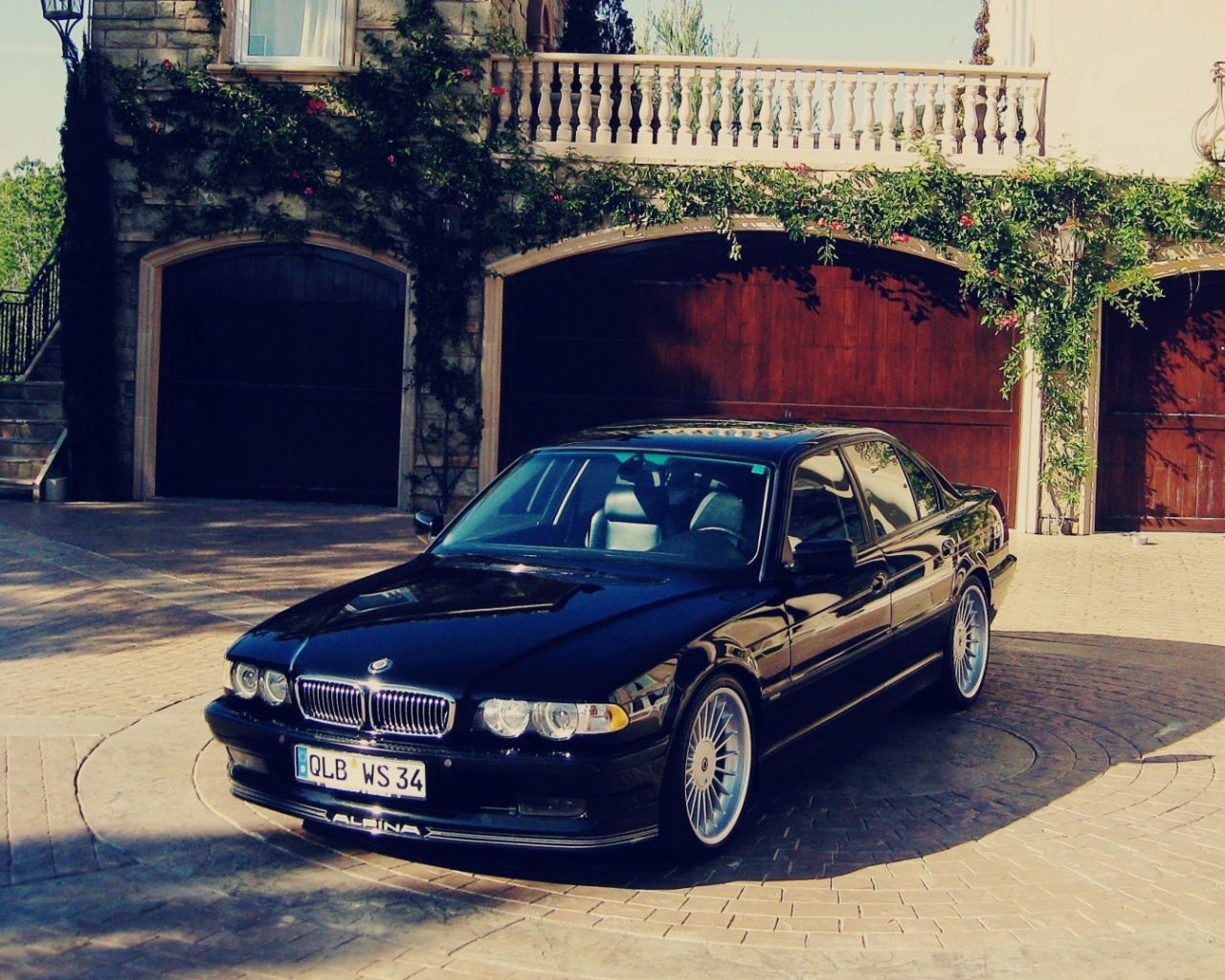 Fondo de pantalla BMW 7 Series E38 1280x1024