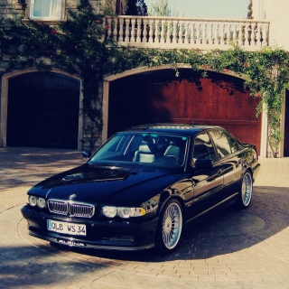 Kostenloses BMW 7 Series E38 Wallpaper für 1024x1024