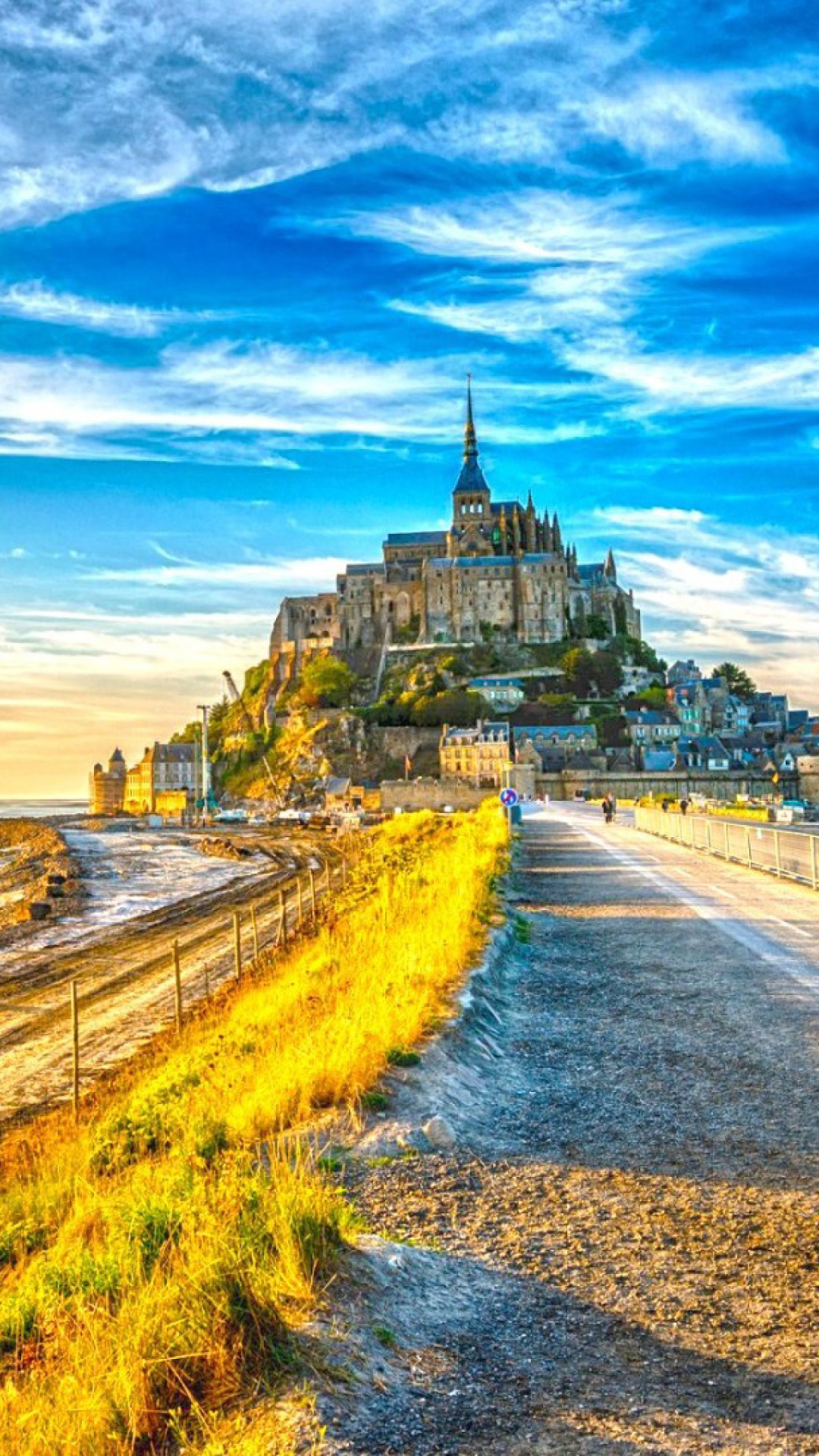 Normandy, Mont Saint Michel HDR wallpaper 1080x1920