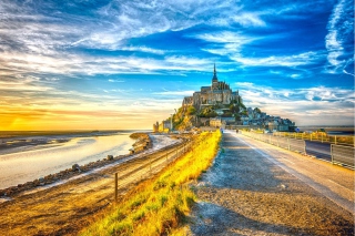 Normandy, Mont Saint Michel HDR Background for Android, iPhone and iPad