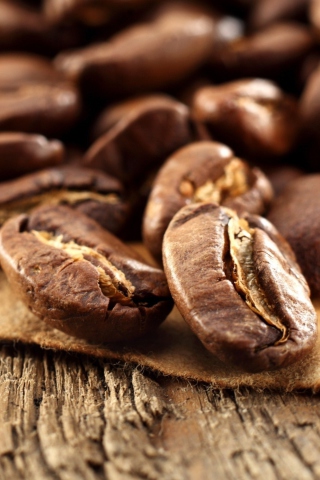Roasted Coffee Beans wallpaper 320x480