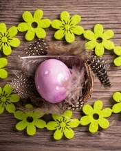 Fondo de pantalla Purple Egg, Feathers And Green Flowers 176x220