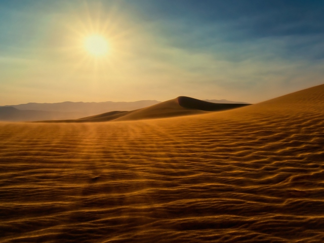 Обои Desert Sun 640x480