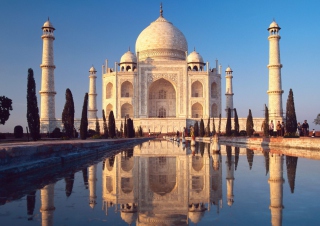 Taj Mahal - Agra India Background for Android, iPhone and iPad