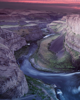 Palouse Falls Park in Washington Picture for 240x320