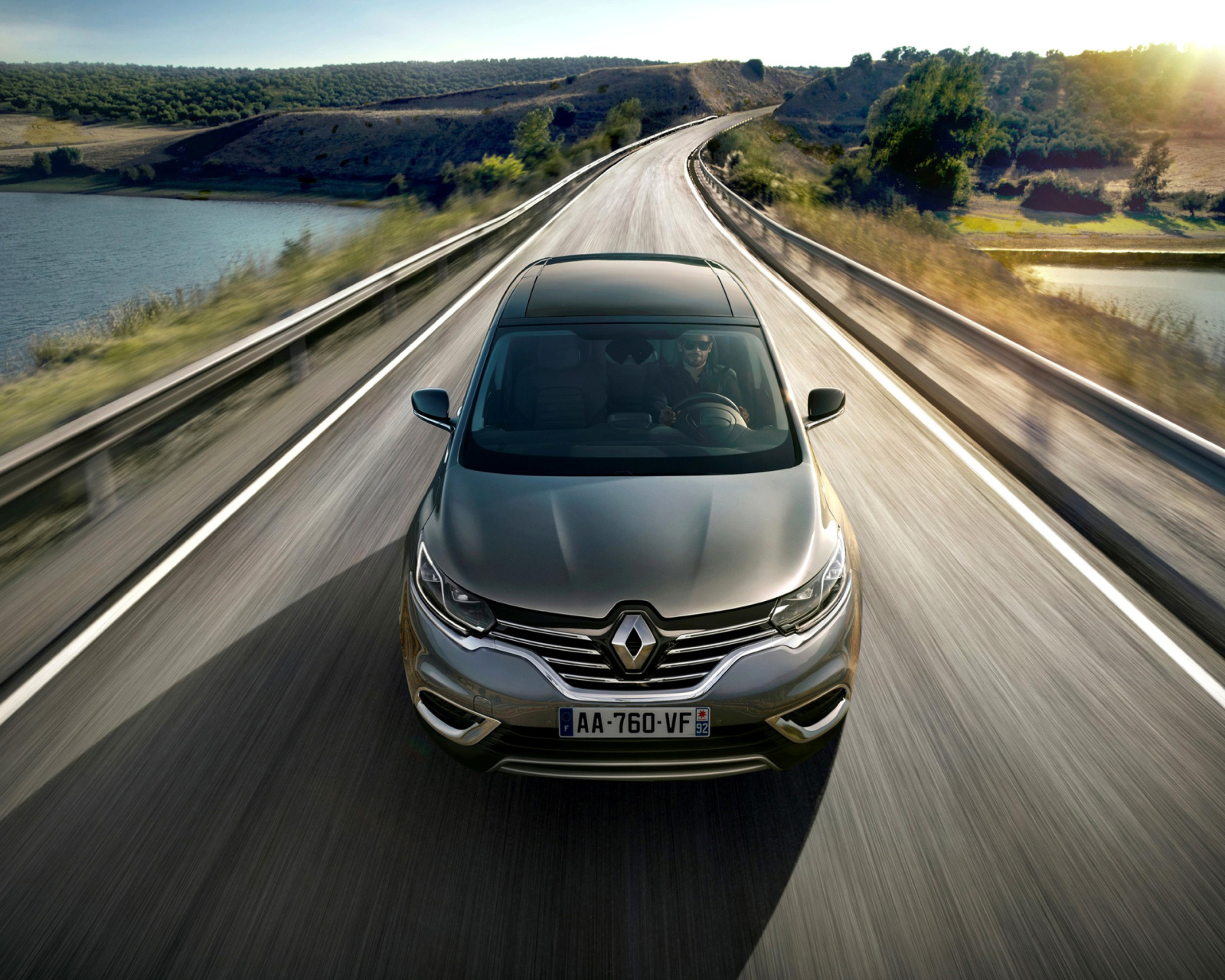 Renault Espace 2015 wallpaper 1600x1280