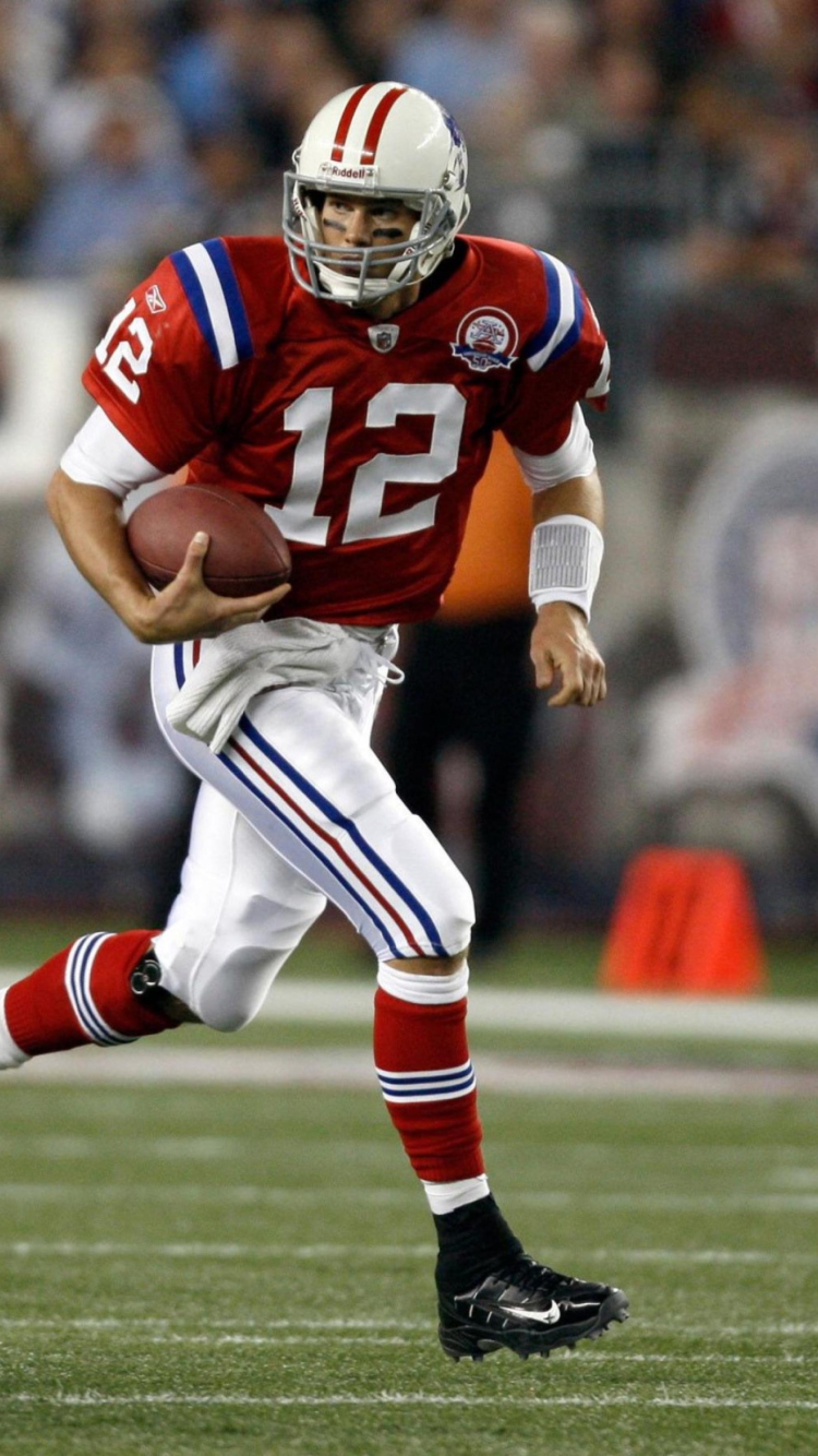Обои Tom Brady NFL Football 750x1334