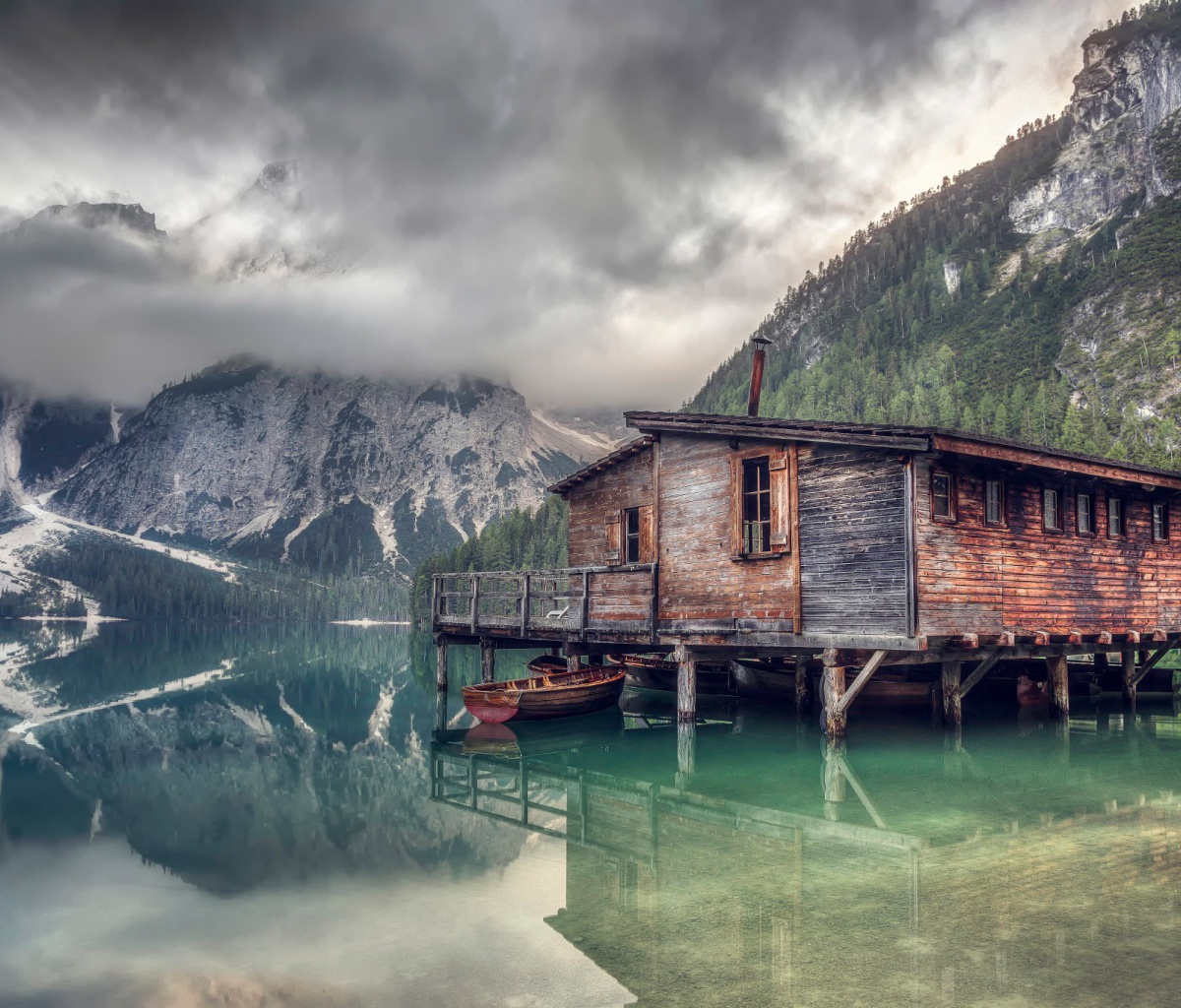 Обои Lake Braies - South Tyrol 1200x1024