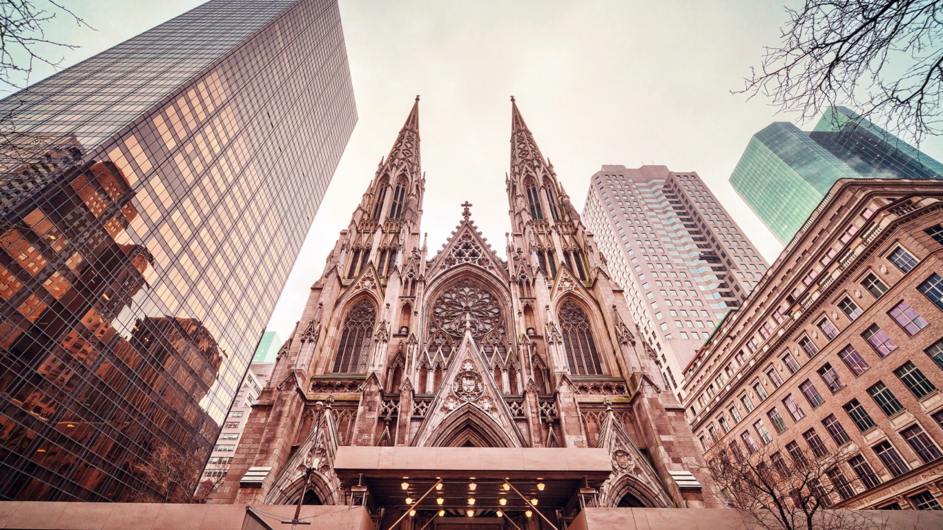 Screenshot №1 pro téma St Patricks Cathedral In New York 1366x768