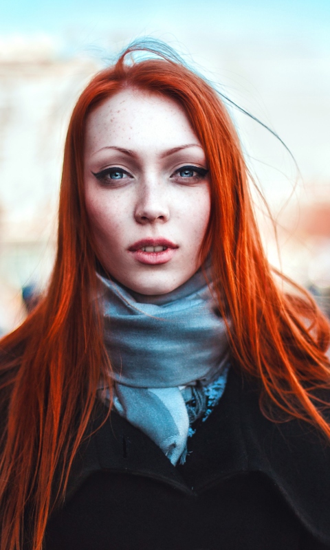 Обои Gorgeous Redhead Girl 480x800