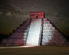 Das Chichen Itza Pyramid in Mexico Wallpaper 220x176