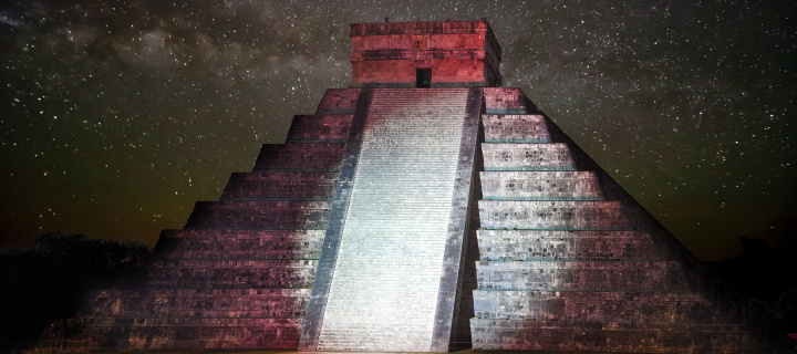 Das Chichen Itza Pyramid in Mexico Wallpaper 720x320