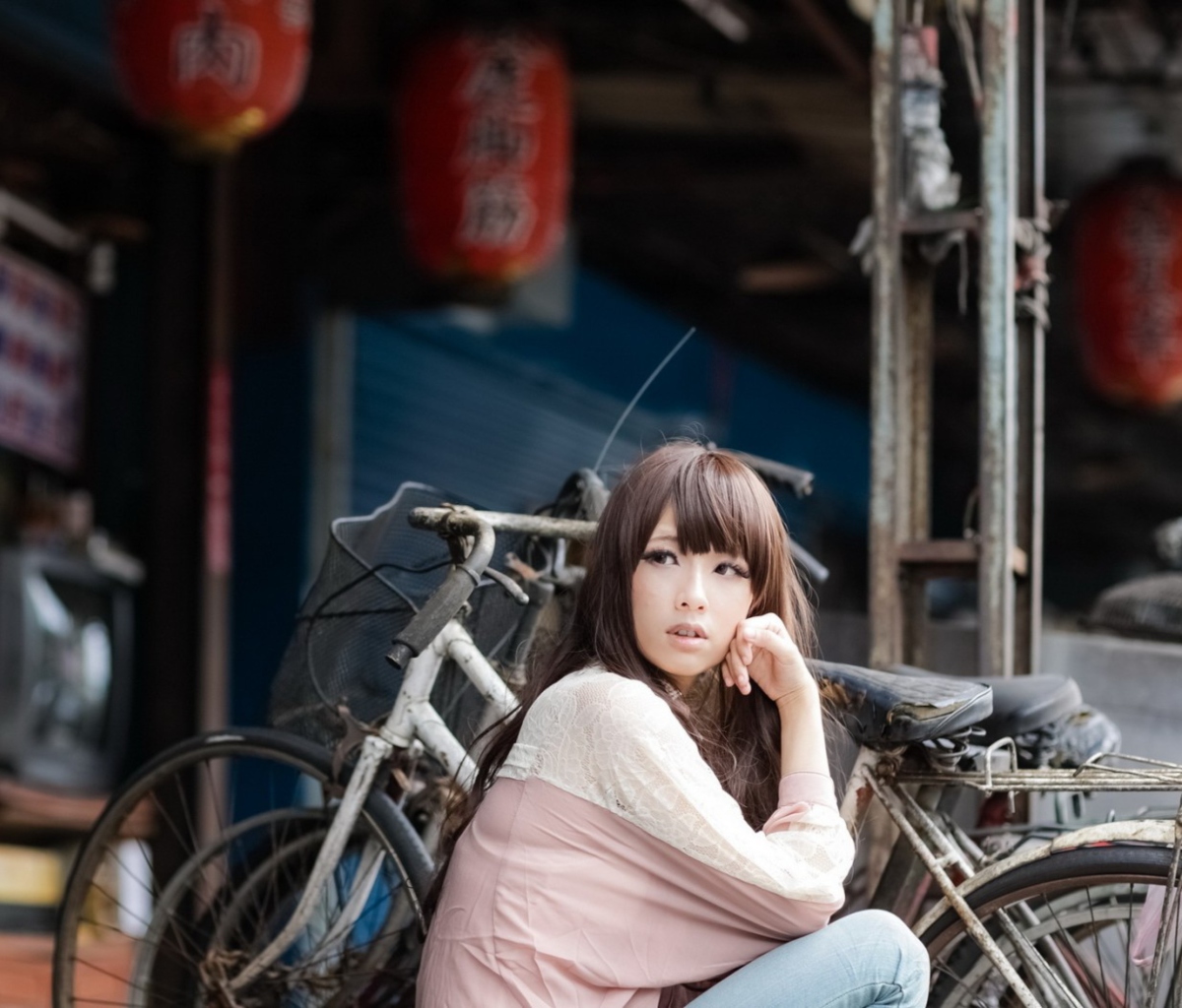Das Cute Asian Girl With Bicycle Wallpaper 1200x1024