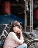 Das Cute Asian Girl With Bicycle Wallpaper 128x160