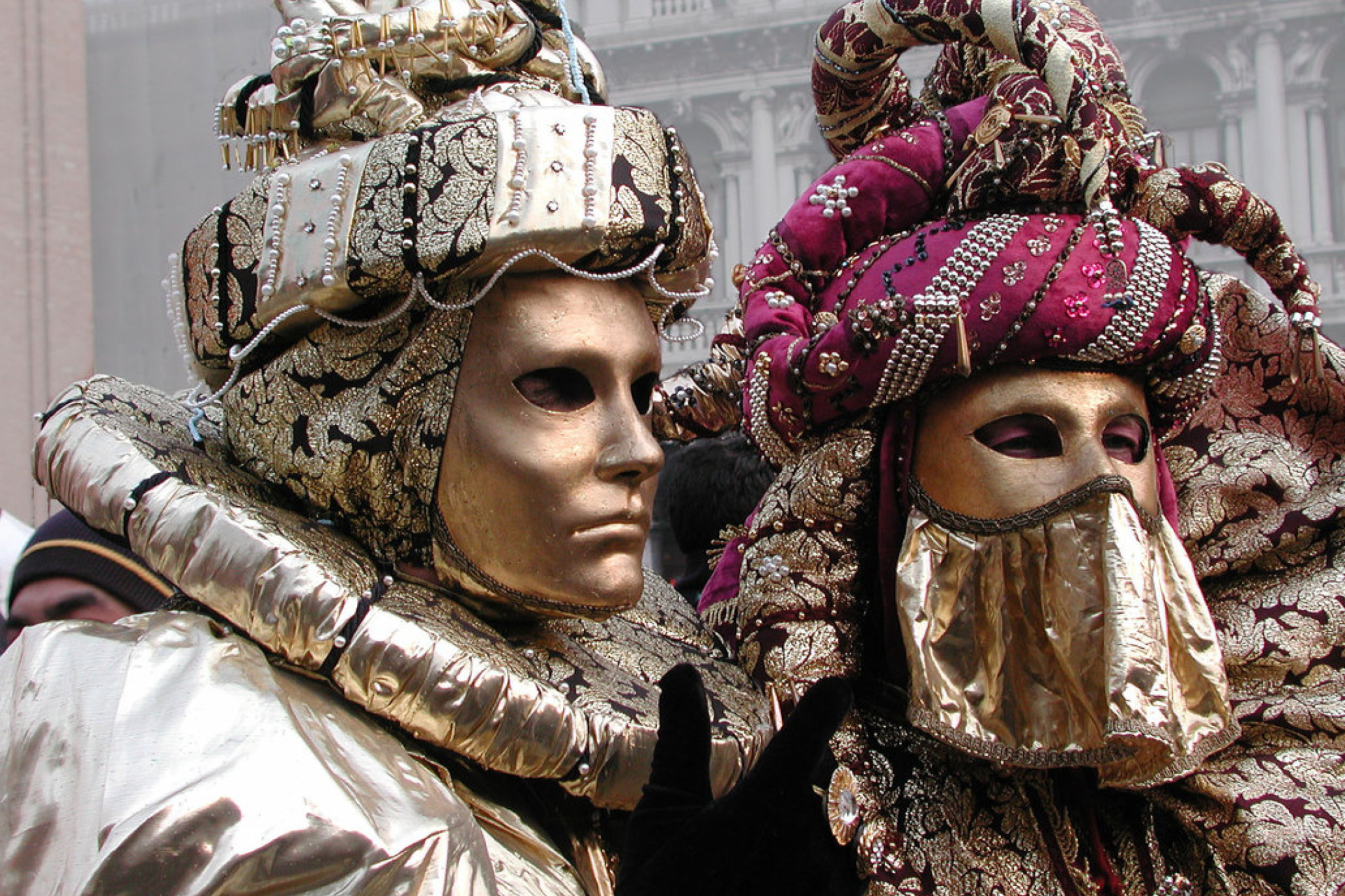 Das Venice Carnival Mask Wallpaper 2880x1920
