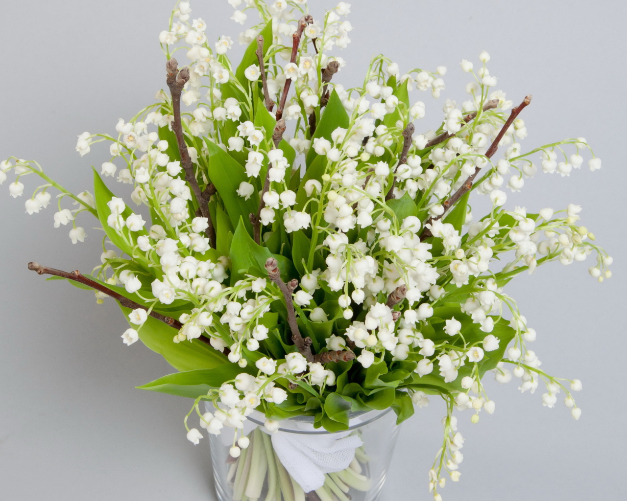 Lily Of The Valley Bouquet wallpaper 1280x1024