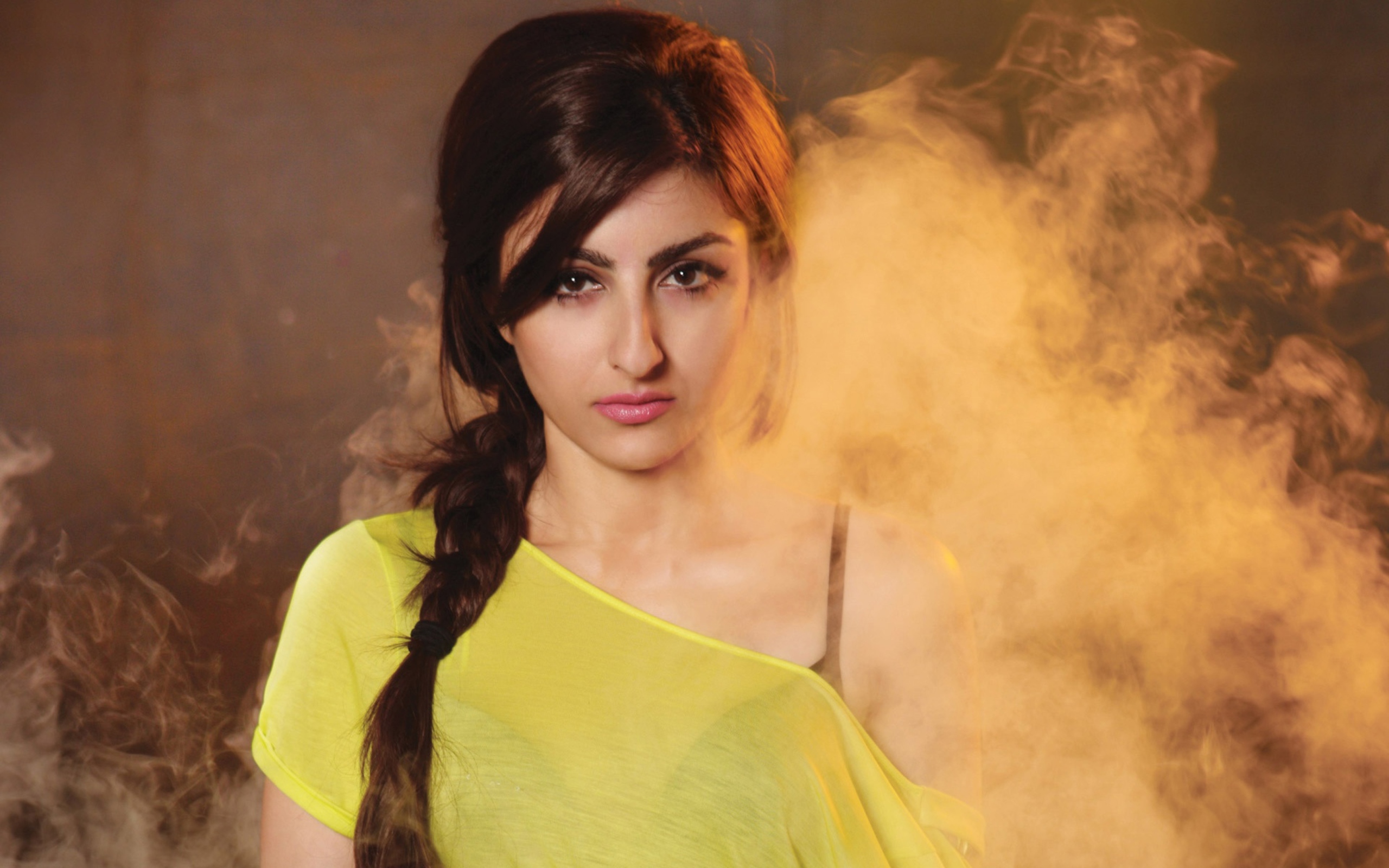 Soha Ali Khan screenshot #1 2560x1600