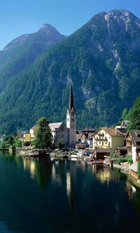 Das Mountain Lake Town Wallpaper 480x800