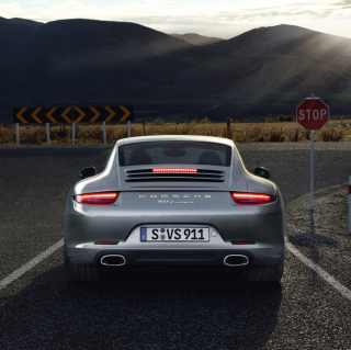 Free Porsche 911 Carrera Picture for 2048x2048