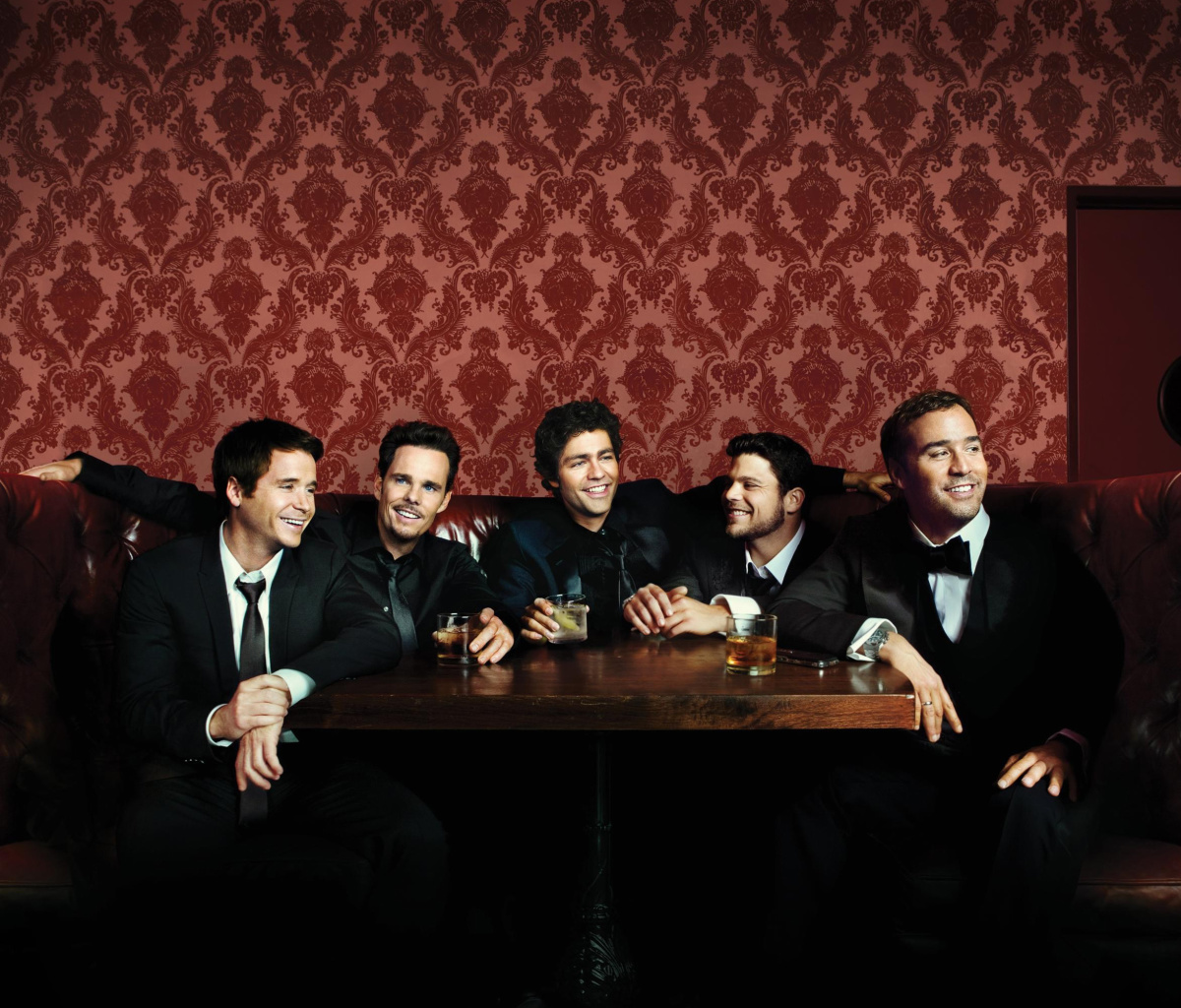 Entourage TV Series from HBO wallpaper 1200x1024