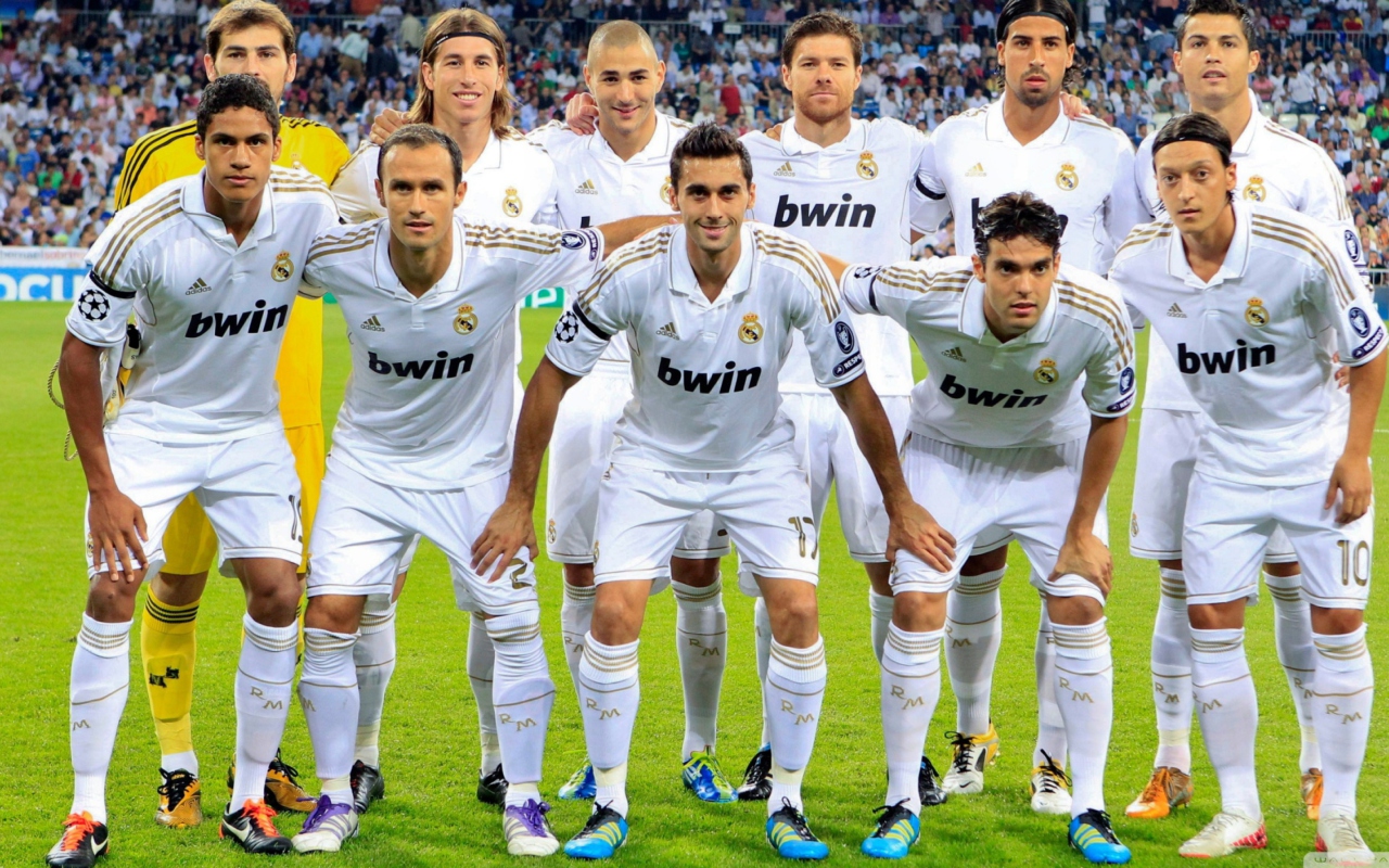 Das Real Madrid Team Wallpaper 1280x800