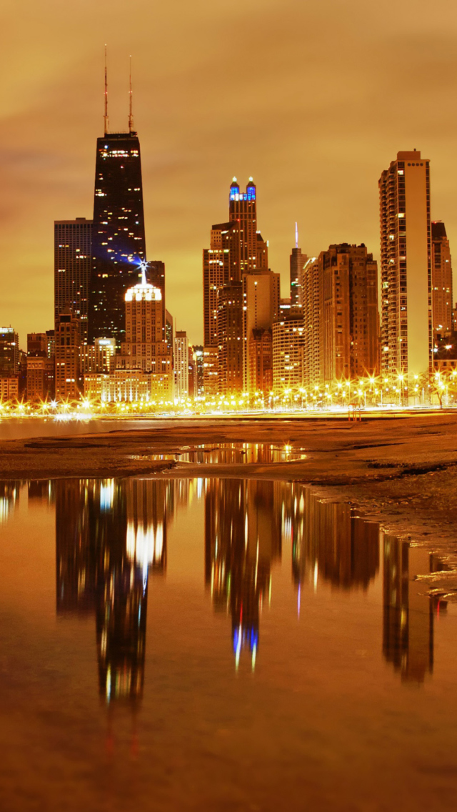 Das Evening In Chicago Wallpaper 640x1136