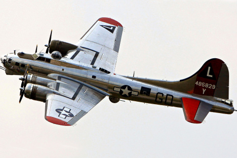 Sfondi Boeing B 17 Flying Fortress Bomber from Second World War 480x320