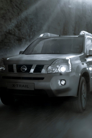Screenshot №1 pro téma Nissan X-Trail in Fog 320x480