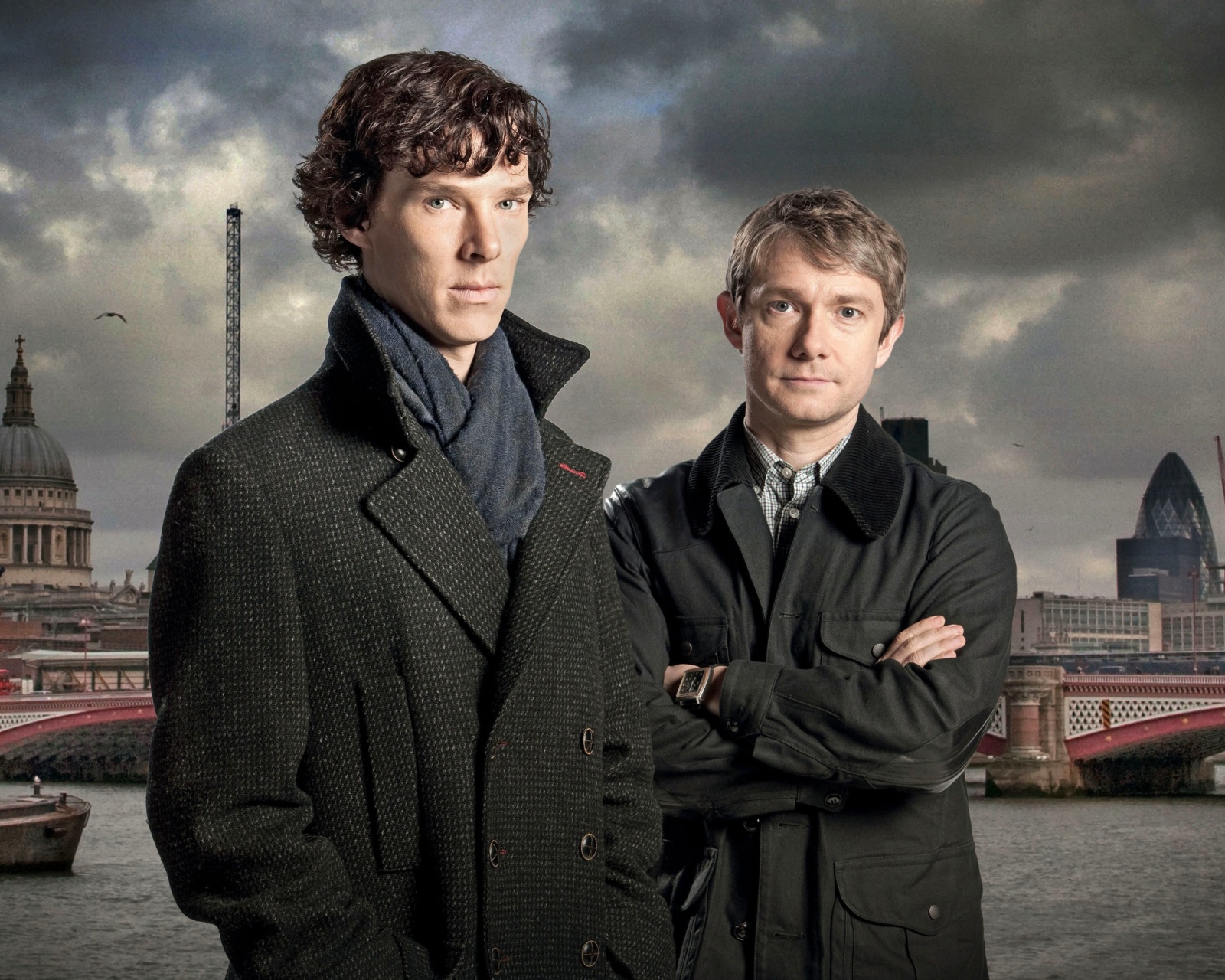 Обои Benedict Cumberbatch Sherlock BBC TV series 1600x1280